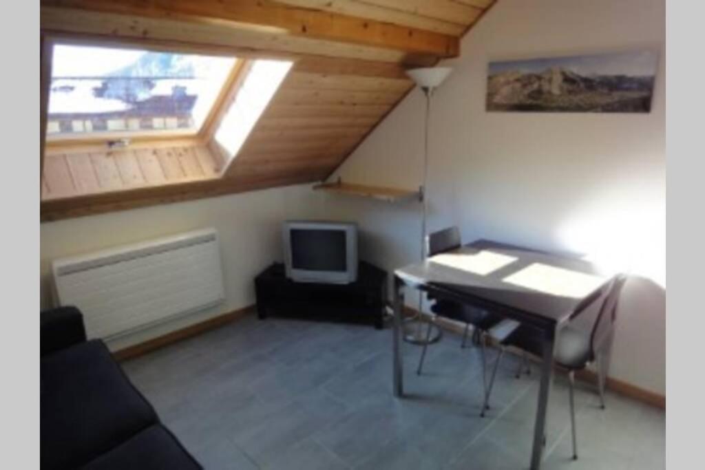 Loue Studio De Vacances Renove A เนวาช ภายนอก รูปภาพ