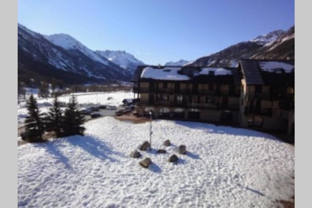 Loue Studio De Vacances Renove A เนวาช ภายนอก รูปภาพ